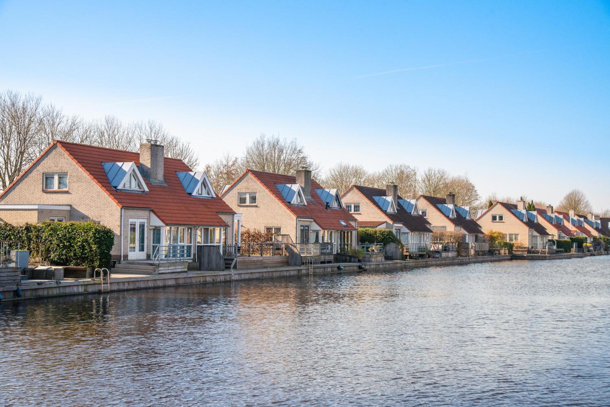 De Zilverreiger By Droomvilla Langweer Luaran gambar